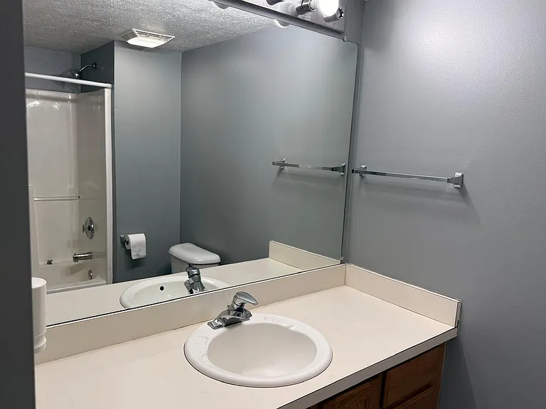 1401 Millbrook Trl — Photo 11
