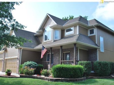 2716 SW Regal Dr, Lees Summit, MO, 64082