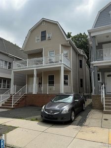 182 N 19th St, East Orange, NJ, 07017