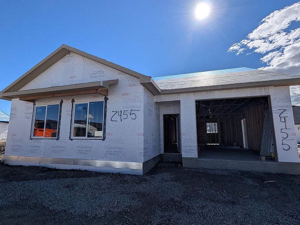 1st image of 2455 Woodhull Rd