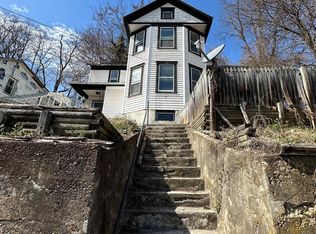 110 Knobley St, Ridgeley, WV 26753