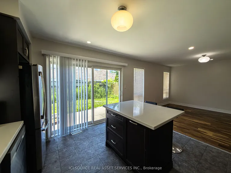 1573 Evans Ter — Photo 23