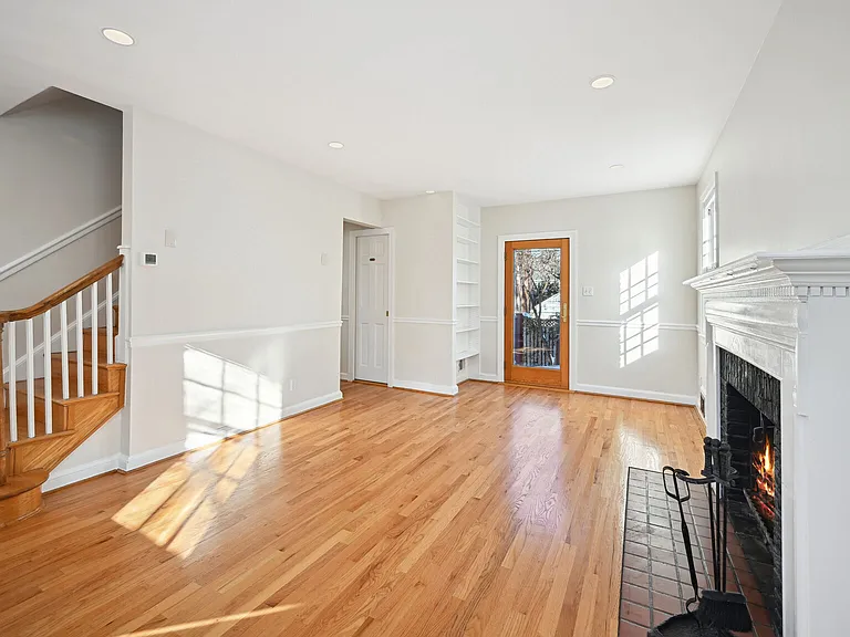 4409 Faraday Pl NW — Photo 3