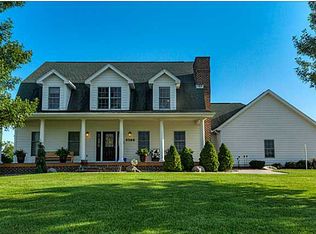 9588 NW 74th Pl, Johnston, IA 50131