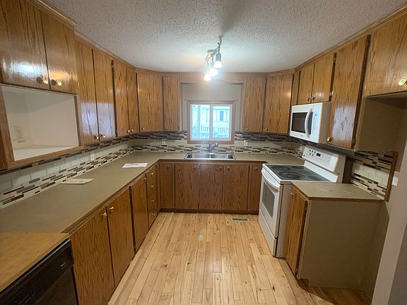 5th image of 5251 42nd St