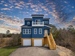 50 N Lawson Rd, Poquoson, VA 23662