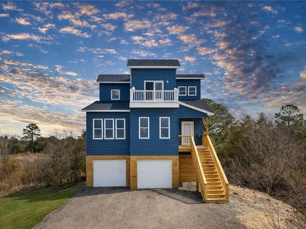 50 N Lawson Rd, Poquoson, VA 23662