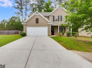310 Saint Lucas Ct, Fairburn, GA 30213