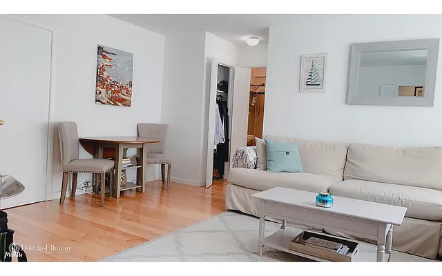 Rented by Douglas Elliman | media 24