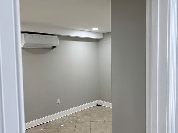 4th image of 553 54th St #0