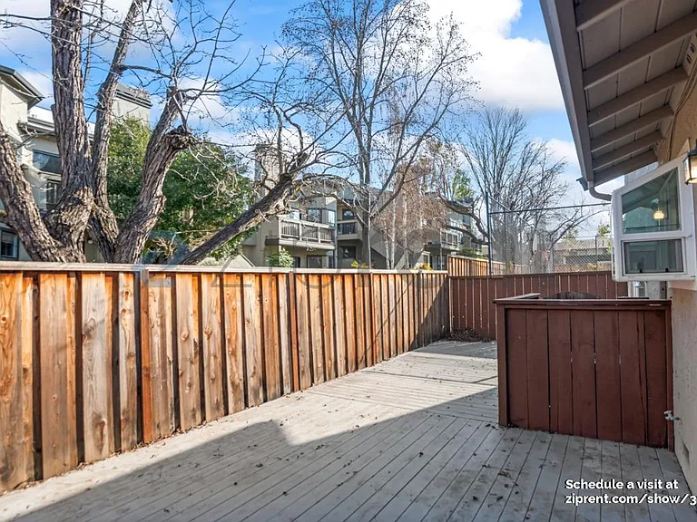 2950 Moorpark Ave — Photo 28