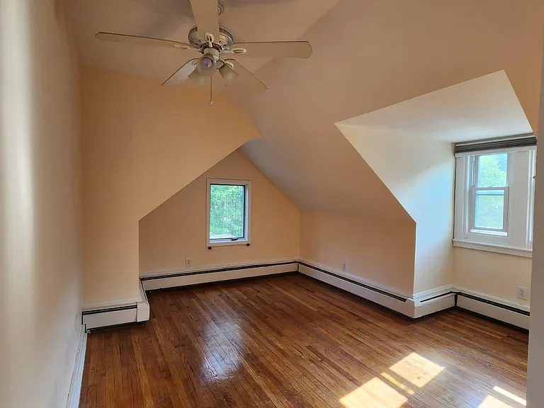 92 Roe Ave #3 — Photo 12