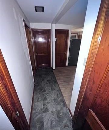 5th image of 2415 Northwood Ave APT B