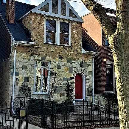 2nd image of 3500 N Marshfield Ave