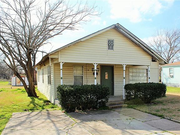 2nd image of 1003 S Dallas St