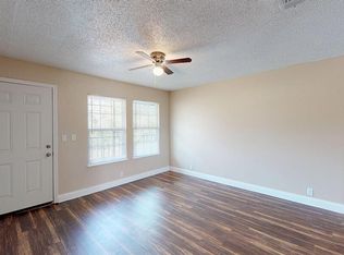 105 Medical Ave, Centerville, TX 75833