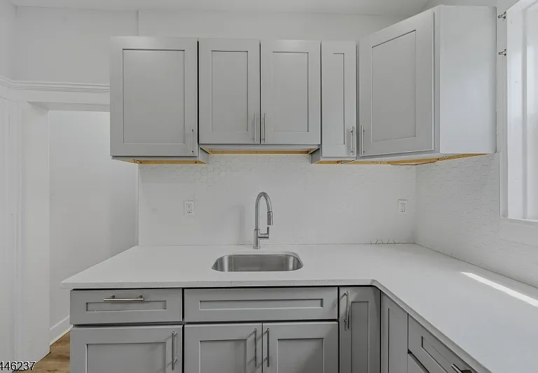 489 E 22nd St #1 — Photo 7