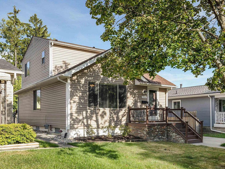 342 N Marias Ave, photo 2