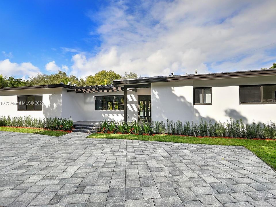 1st image of 1335 San Remo Ave