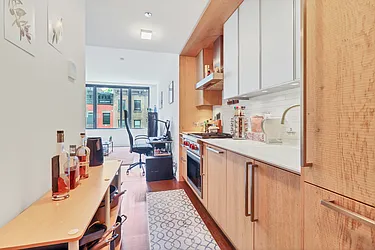 Rented by BARNES New York