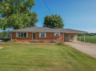 10604 Damm Rd, Wadesville, IN 47638