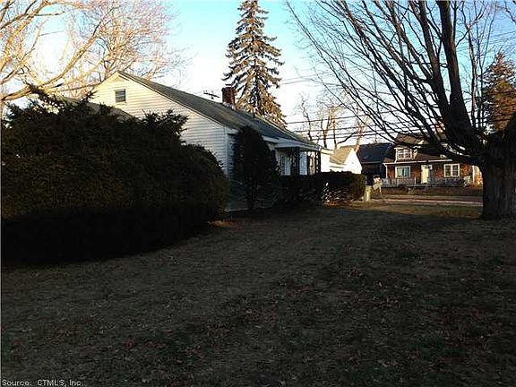 4th image of 512 Anderson Ave