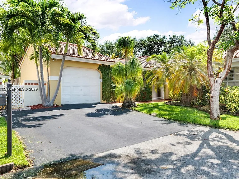 1377 Garden Rd — Photo 31