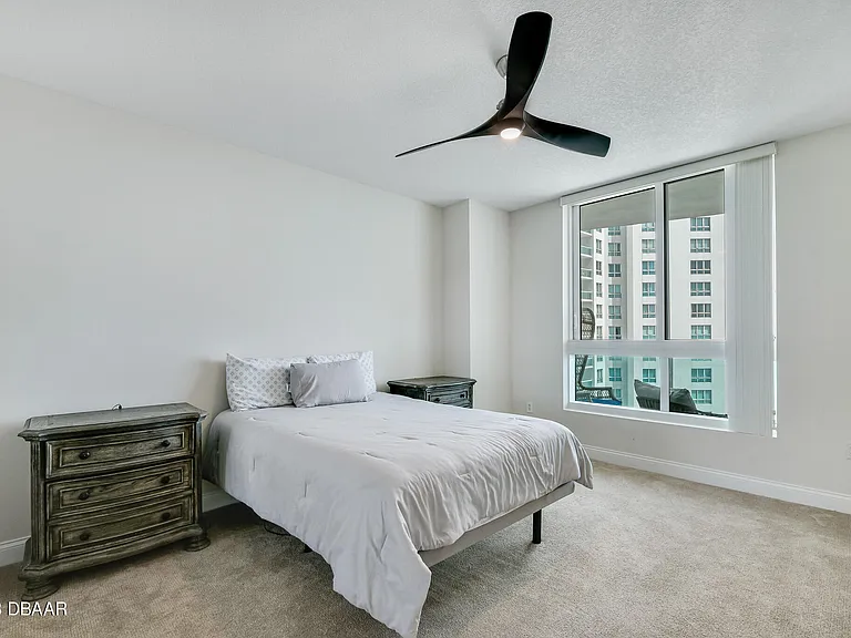 231 Riverside Dr #1006 — Photo 27
