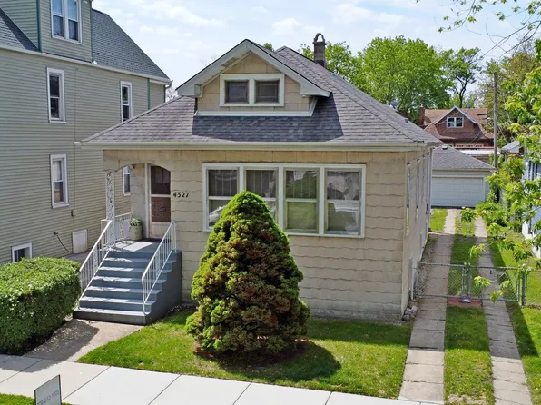 4327 W Henderson St, Chicago, IL 60641