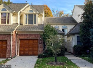 2027 Magarity Ct, Falls Church, VA 22043