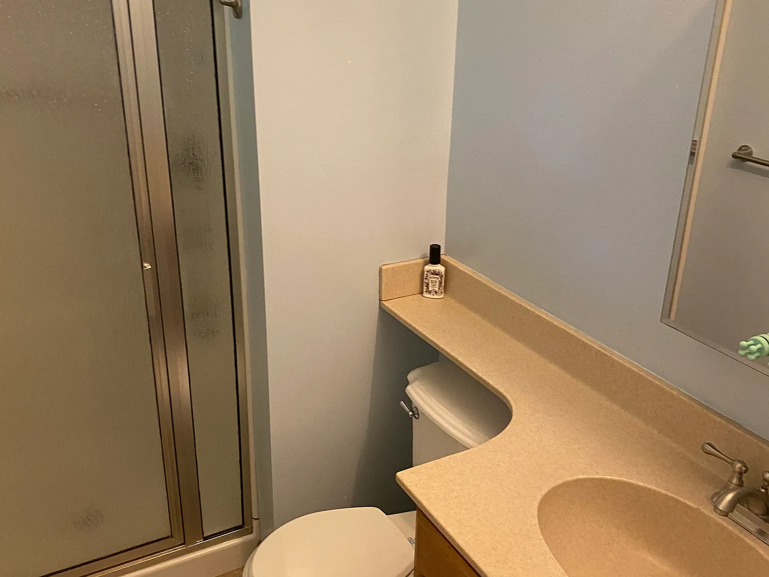 3 bed, 2012 sqft, $2,150 — Photo 4