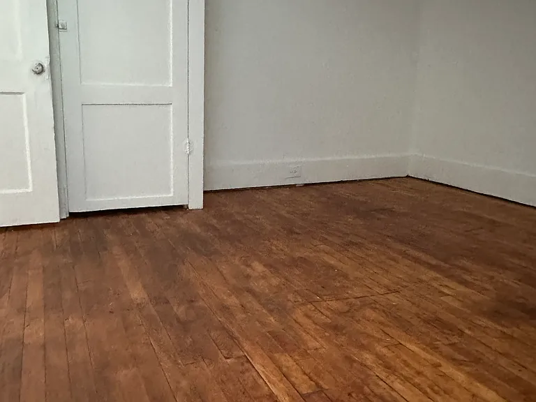 239 Ashland Ave #2 — Photo 12
