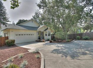 215 Virginia Ave, Sebastopol, CA 95472