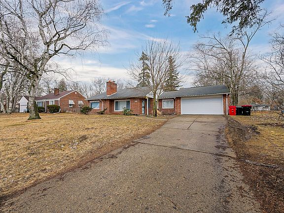 5th image of 20880 Avon Ln