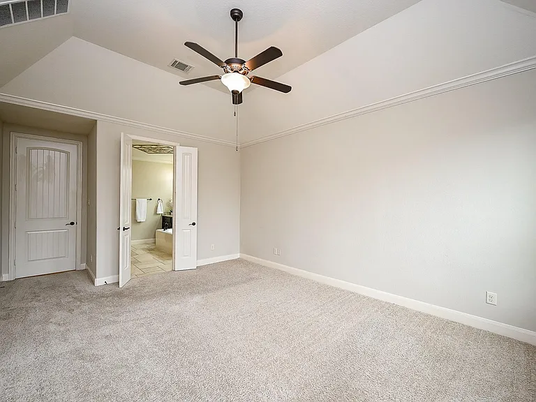 5315 Little Creek Ct — Photo 37