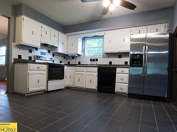 5th image of 1890 Walden Dr