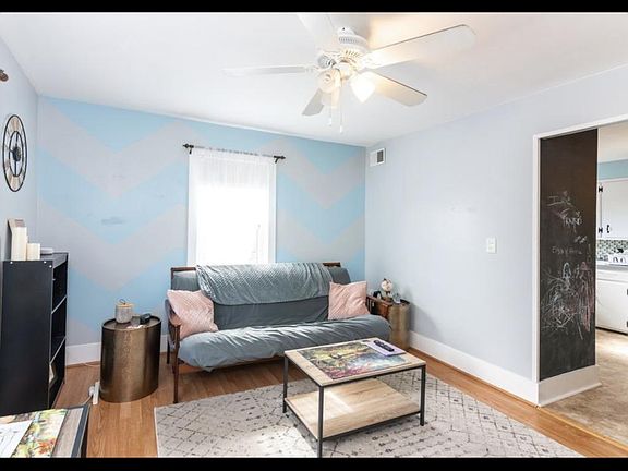 3rd image of 73 Palm St Unit 2