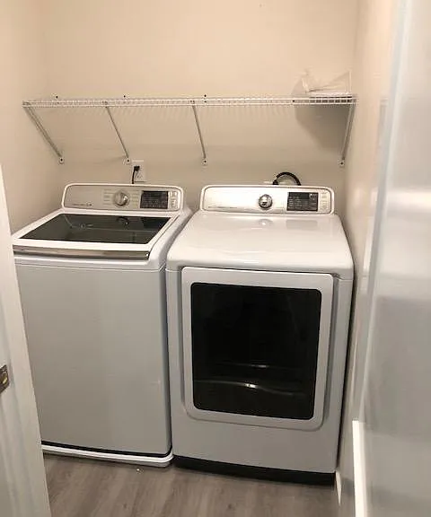 high efficiency washer and dryer on 2 floor