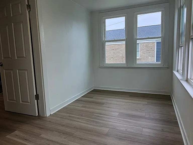3244 N Osceola Ave — Photo 4