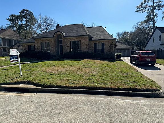 4th image of 4930 Middle Falls Drive