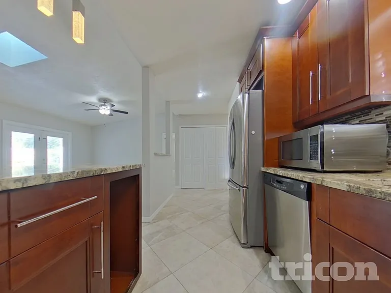 2440 Princeton Rd — Photo 4