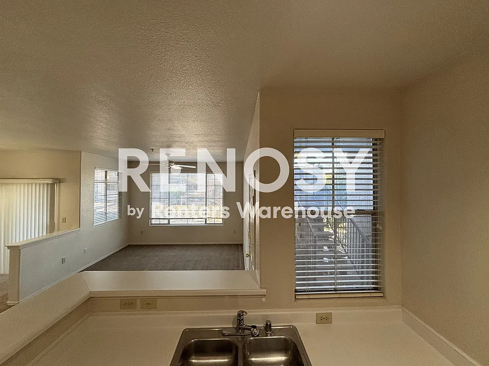 1720 E Thunderbird Rd #2124