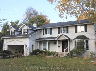 161 Pinehurst Dr, Oakville, ON L6J 4W7