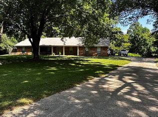6 McAllister Cir, Vicksburg, MS 39183