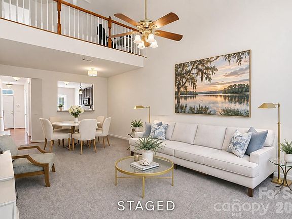 4th image of 225 Horizon Cir