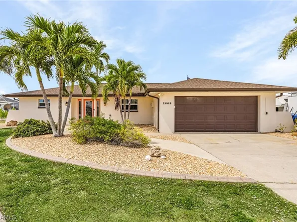 2669 Sanibel Blvd, Saint James City, FL 33956