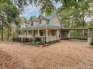 225 Mercer Rd, Deatsville, AL 36022