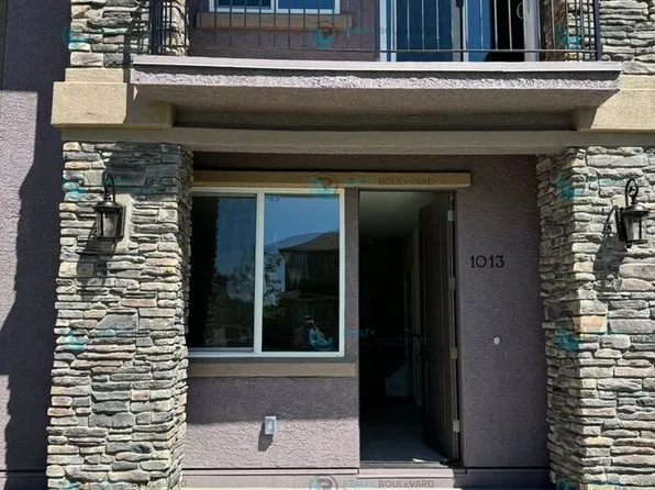 1013 Middle Gate Rd, Carson City, NV 89701