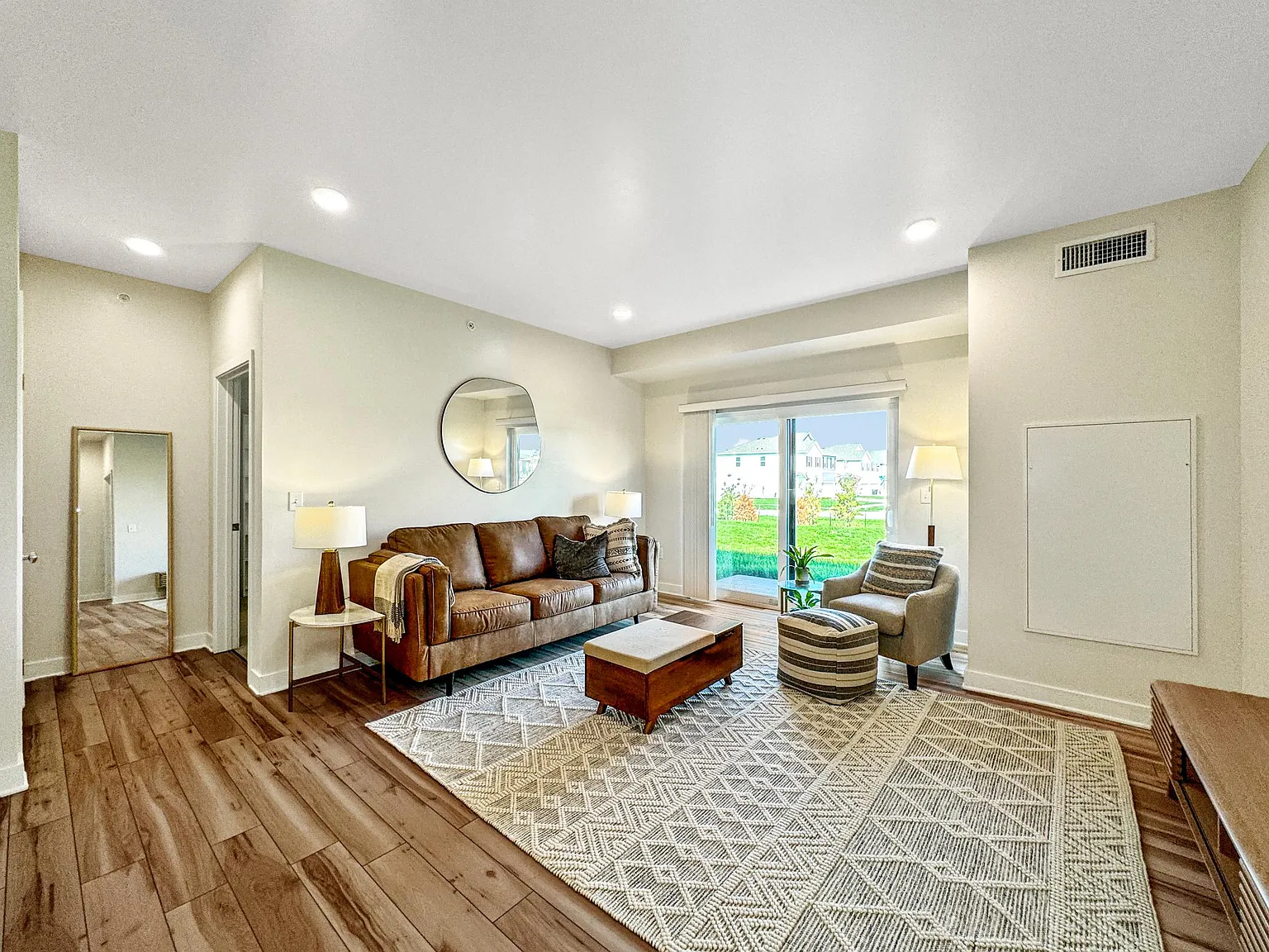 Stratford Pointe — Photo 4