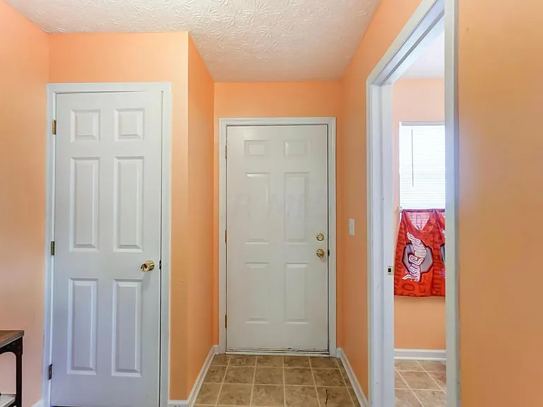 3758 Dunlane Ct — Photo 3